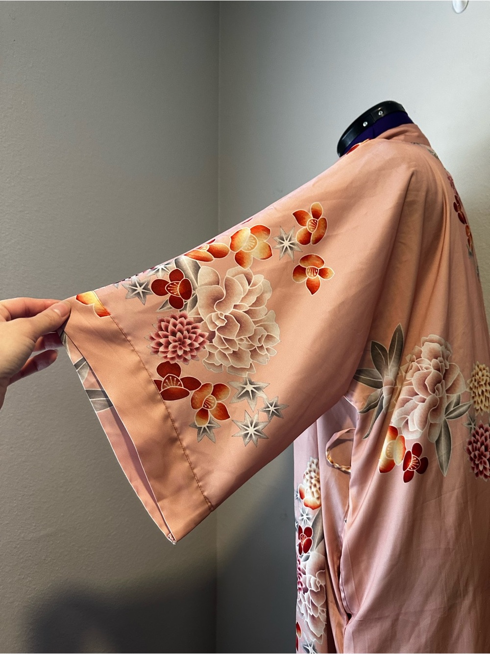 Light Pink Floral Satin Duster Robe - Picture 8 of 12